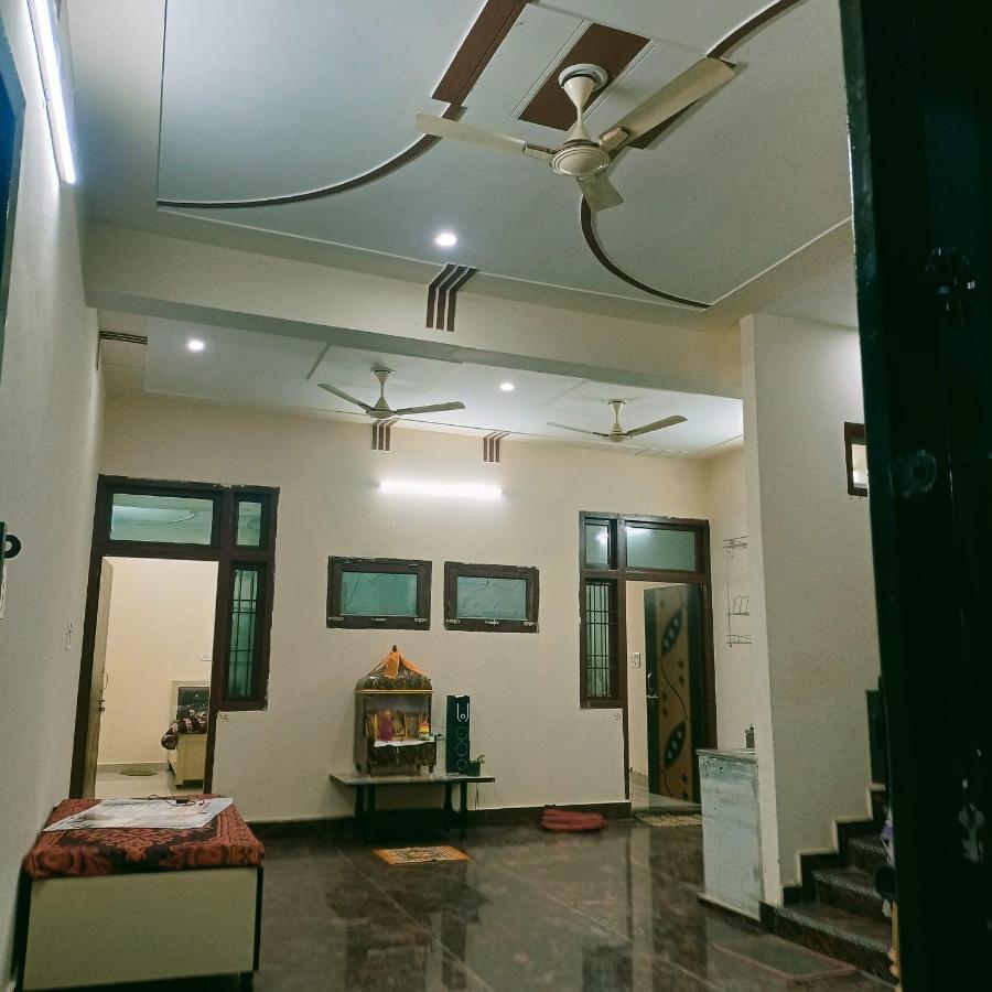 Radha Bhavan Vrindāvan Εξωτερικό φωτογραφία